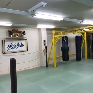 打撃系格闘技のジムがオープンしました。