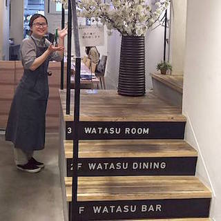東北食材を使った創作料理、交流スペースで東北を応援する想いが詰まったダイニングカフェで接客☆の画像