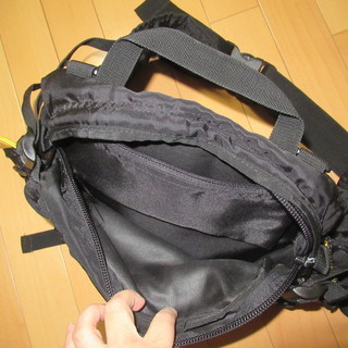 ビッチ ウエストバッグの画像