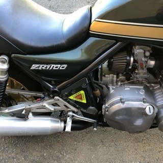 超美品KAWASAKI ZR1100 (K&k) 二俣川のカワサキの中古あげます