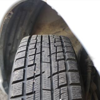 車検２年付 プレオ バン 18年式 2.6万km ５速マニュアル 冬タイヤ８分山 ４ナンバー 全国名変無料 乗出し価格表示の画像