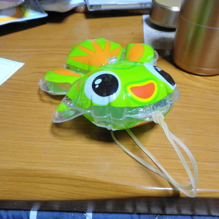 【新品】ビニールの金魚のおもちゃの画像