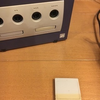 ゲームキューブ・ACアダプター・メモリーカード セットの画像