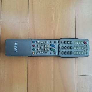 シャープ AQUOS ３７型　液晶テレビ LC-37GD1 2004年製の画像