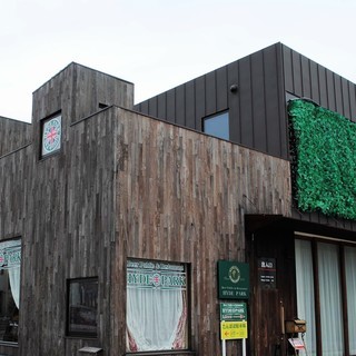ごはん付き ☆ お洒落な本格派ダイニングバーです。
