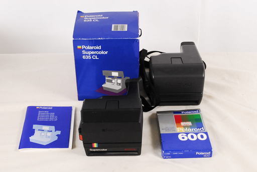 7465　ポラロイドカメラ　Supercolor　635CL　636close up 　2個セット　ポラロイド６０0　フィルム付　　アントレ