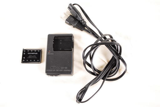 7466　Nikon ニコン　MH-63　充電器　オリンパス　LI-40B　セット　アントレ