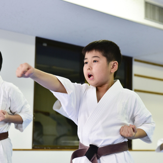 K-1ジム大宮です！さいたま市初進出！K-1、空手、フィットネスのクラスがあります。の画像