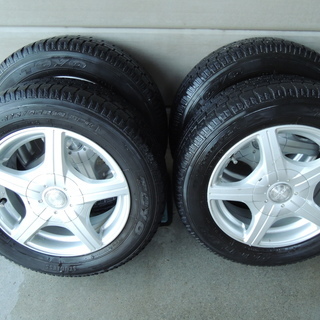 アルミホイール　スタッドレス　１７５／６５R１４　４本　ＴＯＹＯ　ガリット４