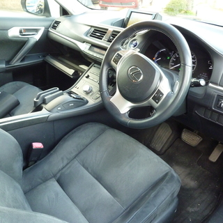 CT200ｈ　バージョンC　車検長い！！　スタッドレスタイヤセット！！現車確認、試乗大歓迎！！オートローン可！！の画像