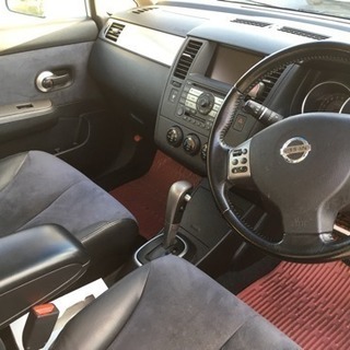 H17年式 日産ティーダ白 車検32年5月の画像