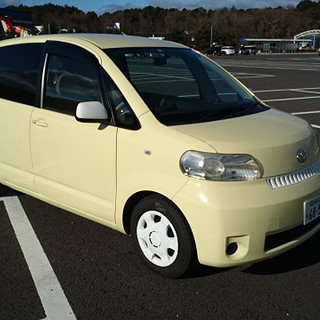 トヨタ　ポルテ　1.3 Cパッケージ　ウェルキャブ