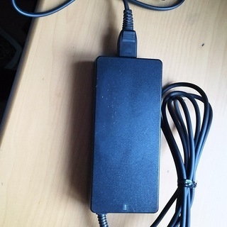 ノートパソコン用【ＡＣ電源アダプタ】（SONY　VGP-AC19V11）の画像