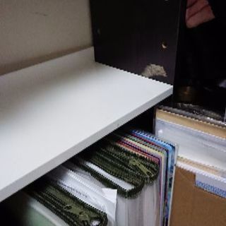 本棚 ブックシェルフ CD・DVDラック 木製+金属製の画像