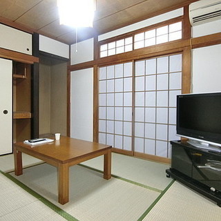 八街市朝日のファミリー向け賃貸一戸建て（古民家）| 駐車場（軽二台）|ペット応相談|空き家|4DK|部屋|作業場 − 千葉県
