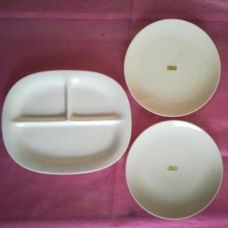白いお皿 三枚