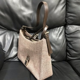 秋冬に美品布目調2way bagインナーポーチ付き¥1000‼️の画像