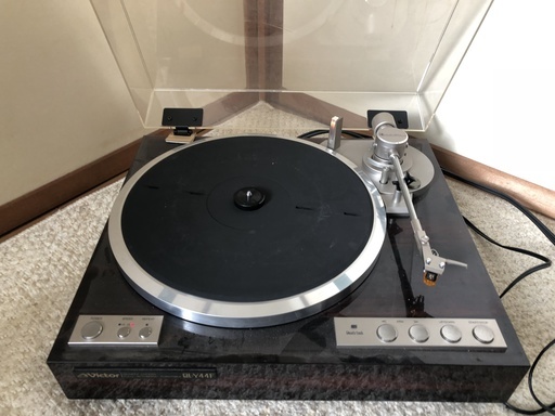 【ある程度なら値段交渉受けます】オーディオルームに眠っていたビクター Victor フルオートレコードプレーヤー QL-Y44F