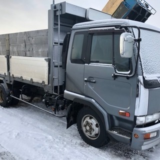 4トンダンプの運転手