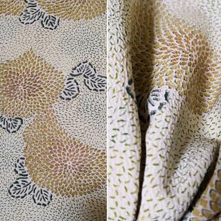 正絹袷小紋縮緬☆菊文様 巾広の画像