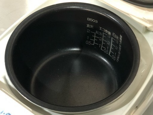 格安で！美品 象印 炊飯器◇ハイパワー495W◇黒厚釜◇全面加熱◇3合炊き◇2017年製◇マイコン式◇極め炊◇豪熱沸騰◇炊飯ジャー◇NL-BB05★