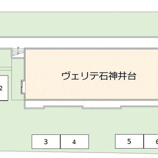 原付バイク置場、出入口シャッター付、アスファルト舗装、平置自走式...