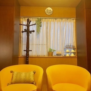 IDEE 椅子（２脚）の画像