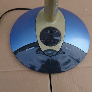 YAMAZEN　カーボンヒーター　SCMI-D700の画像
