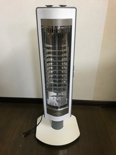 コイズミ 遠赤電気ストーブ KKS-0985 2009年
