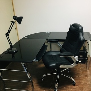 ガラスPCデスク L型 ＋社長椅子 セットの画像