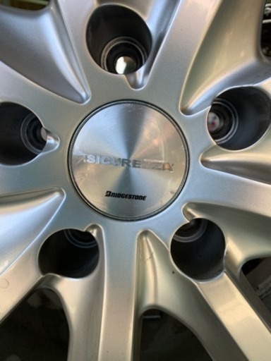 ２２５／５５Ｒ１７ レグノ  シクレッツア 値下げしました