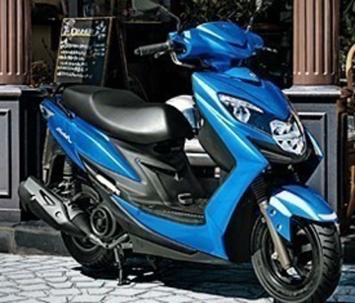 【新車】スズキ ＳＷＩＳＨ 125cc　白