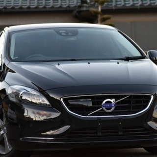2013年/ボルボ V40/上級モデル/ボルボ V40 T4 SE セ-フティ-PKG!!BLIS/ACC・専用17AW/黒革・HDDナビ/地デジ/Bカメ/社外マフラ-OP多数の画像