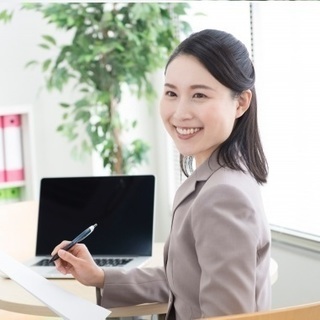 リフォームアドバイザー【初任給でも３０万円】１８才～３０才　完全...