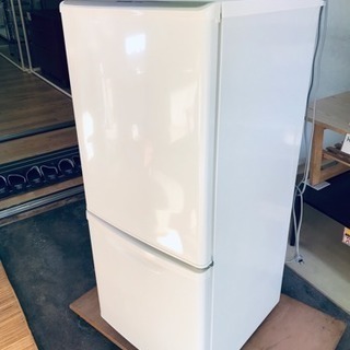 増税前キャンペーン【リサイクルサービス八光　田上店　安心の1か月保証　配達・設置OK】パナソニック 138L 2ドア パーソナルタイプ 冷蔵庫 ホワイト NR-B144W-W