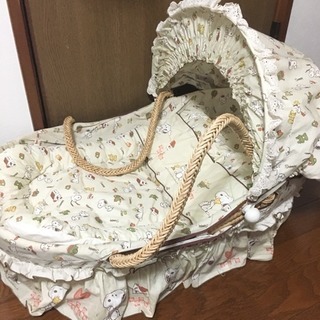ベビーベッド スヌーピー 中古の画像