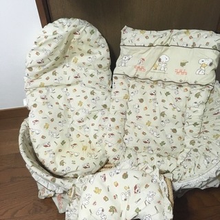 ベビーベッド スヌーピー 中古の画像