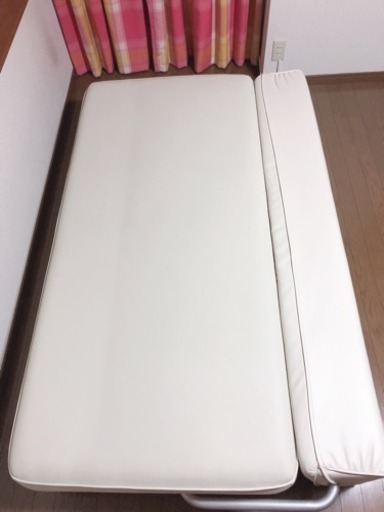 ソファーベット