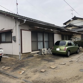 倉敷市連島町連島　ヤットコ交差点近くの住宅街の1棟