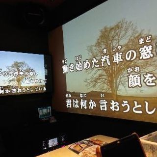 カラオケ好きなおじさんおばさん