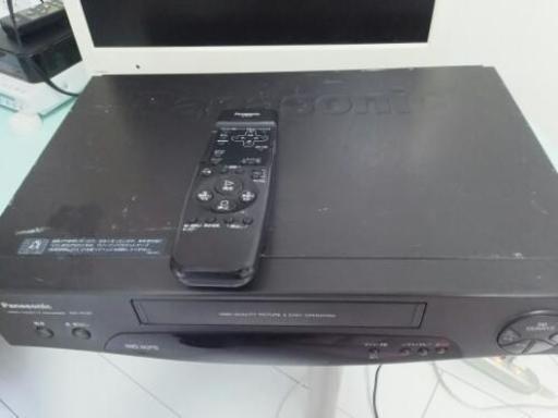 パナソニック VHSビデオデッキ
