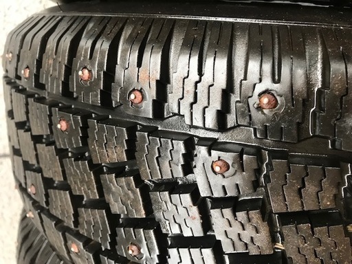 シーズン前特別価格【ピン抜けなし】スパイクタイヤ　195/65R15 ハンコック ZOVAC HPW401 良品　4本セット　プリウス