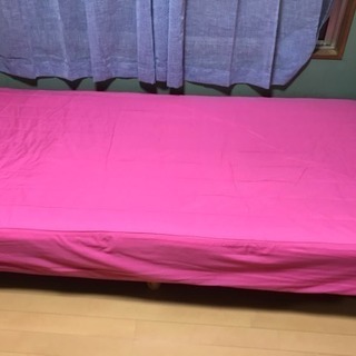 シングル脚付きマットレスの画像