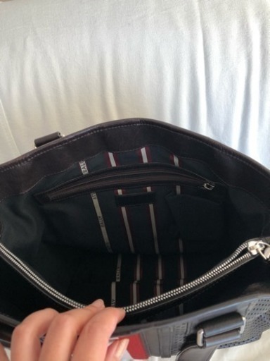 BALLY バリーのパンチングレザートート