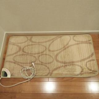 ミニホットカーペット 足下向き【お譲り先決定】の画像