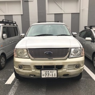 フォードエクスプローラ
