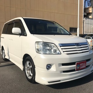 ジャンボ京都本店【自社ローン全国対応 京都 関西 沖縄】 トヨタ...