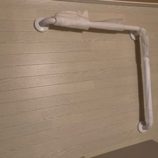 未使用TOTO 手すり Ｌ型  浴室　トイレ介助介護  建材　未使用の画像