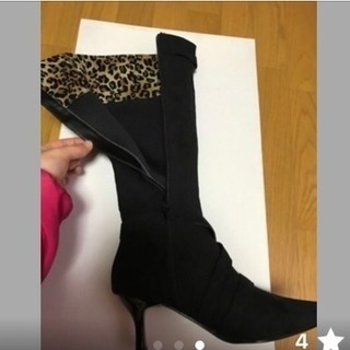 【値下げ中】未使用ロングブーツの画像