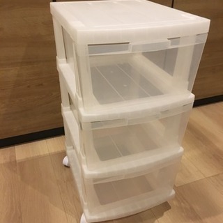 衣装ケース プラスチック 美品の画像